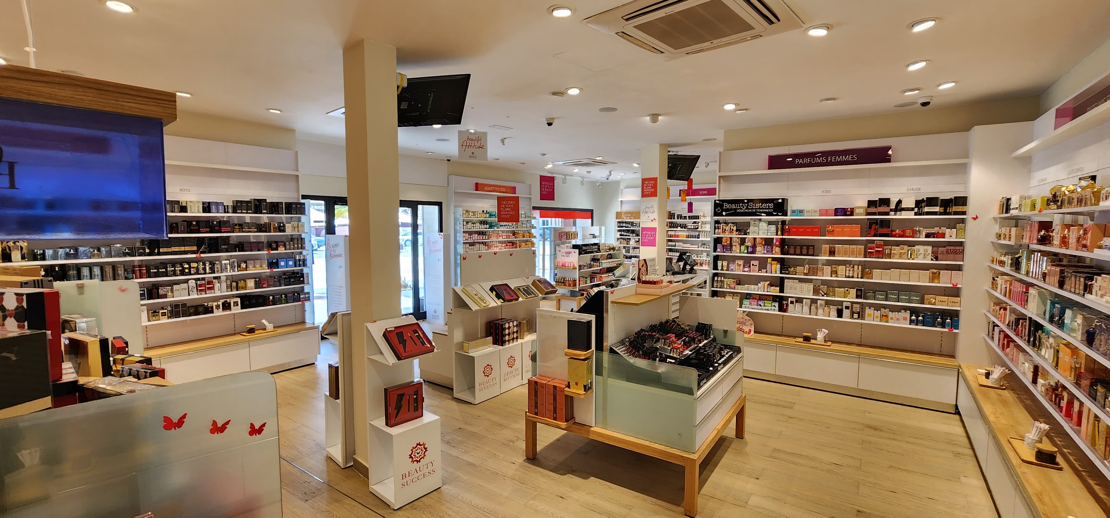 Univers retail MCT